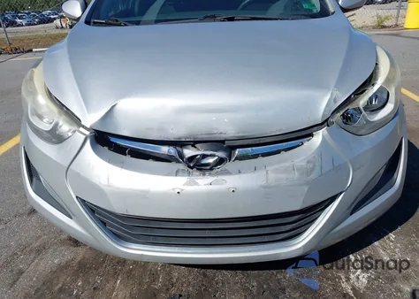 2015 Hyundai Elantra Se z USA, uszkodzony, nr VIN 5NPDH4AE2FH579399